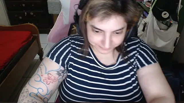 Chat XXX ao vivo de VictoriaSaintes