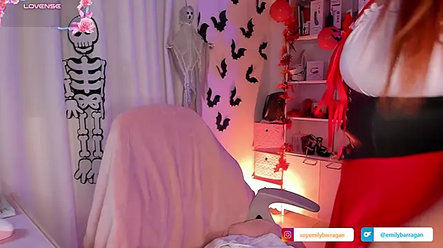 EmilyBarragan_ লাইভ XXX চ্যাট