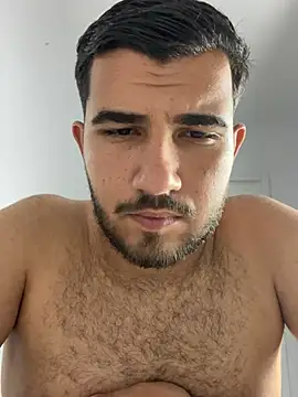 Chatroom XXX en direct de NikolasKane