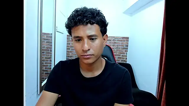 WIZARD-ALESSANDRO – Naživo XXX chat