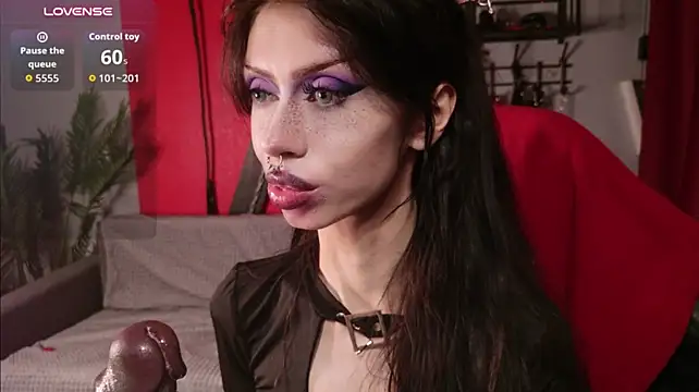 XXX chat uživo modela devvilss_toy
