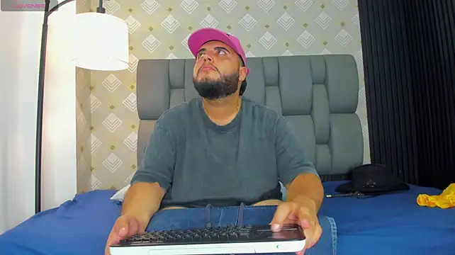 DamianVegaaa Live XXX-chat