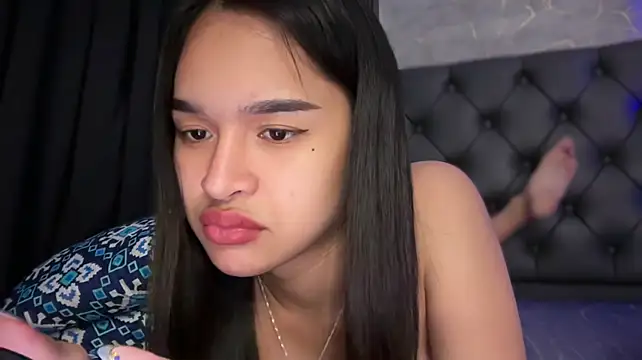 XXX chat uživo modela lelasohna