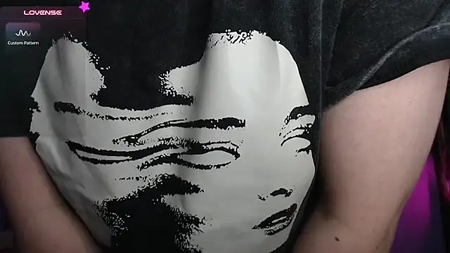 EllieMoonX's Live XXX Chat