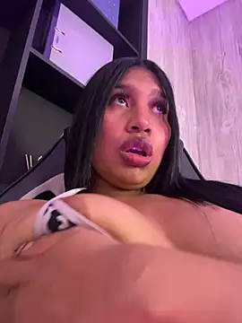 Cherry_Charlottee's Live XXX Chat