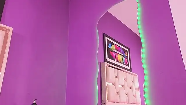 LILA_STARTのライブXXXチャット