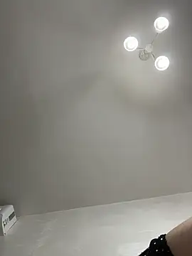 KaylaLewyss' Live XXX Chat