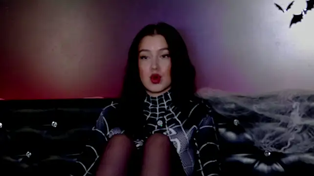 NaomiCumcam Adlı Modelin Canlı XXX Sohbeti