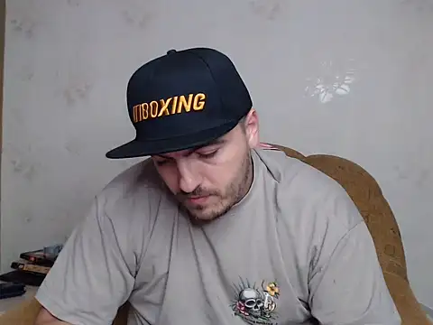 MasterTaylor live XXX chat