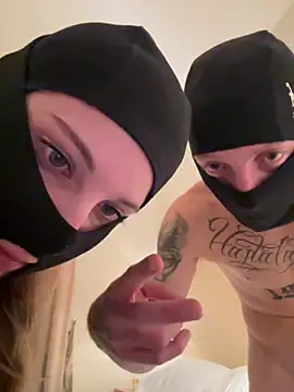 Masked_secrets69 Live XXX Chat