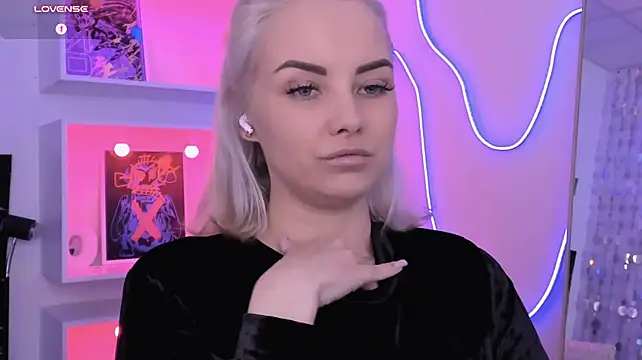 StephanieSweety Live XXX-Chat