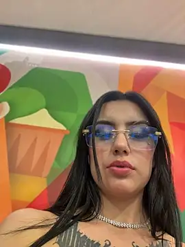 Živý XXX chat Lucy_699