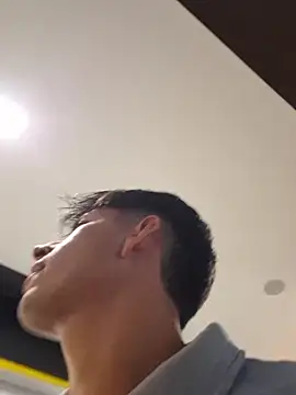 ZaneHoward 라이브 XXX 채팅