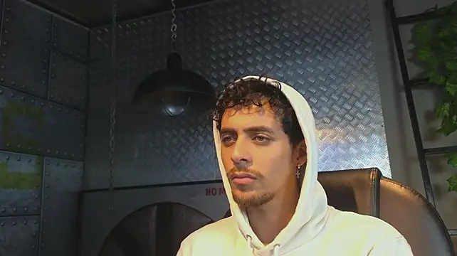 Chat XXX ao vivo de Jeey_Bee