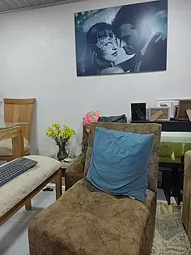 engel_devil Adlı Modelin Canlı XXX Sohbeti