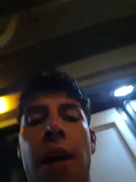 ZaneHoward 现场XXX聊天