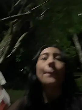 Chat XXX ao vivo de Ravelyn__