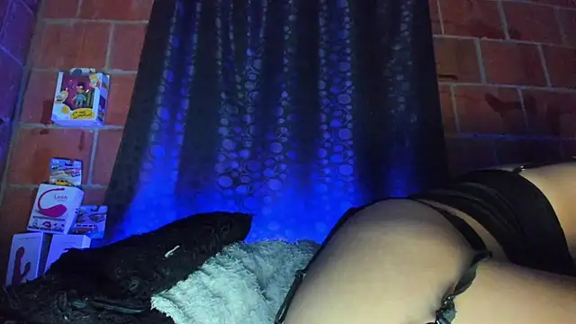 Cata-angel Adlı Modelin Canlı XXX Sohbeti
