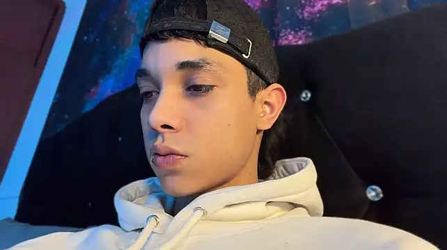 Chat XXX ao vivo de RoughDiamond_