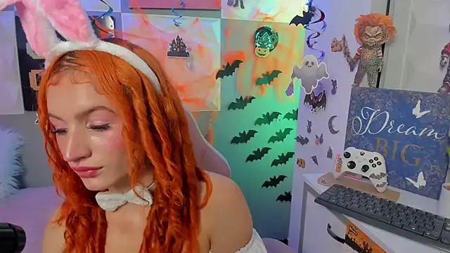 AdelaineBest: онлайн-секс-чат