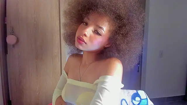 צ' אט XXX בשידור חי של sofia_kay