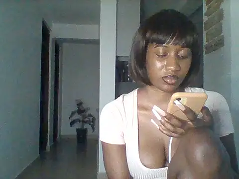 Queeen_model's Live XXX Chat