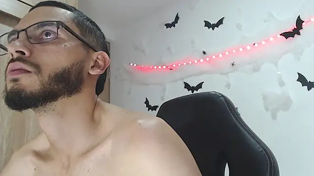 russthiago Adlı Modelin Canlı XXX Sohbeti