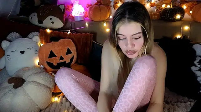 nicollewetpussy 라이브 XXX 채팅