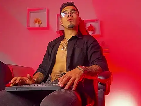 Demond_Master Live XXX-chat