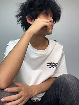 XBD-1's Live XXX Chat