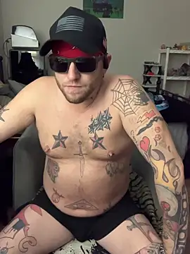 Livingpuddle XXX чат на живо