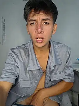 ZaneHoward লাইভ XXX চ্যাট