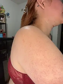Celestedubois Adlı Modelin Canlı XXX Sohbeti
