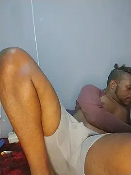 ReallyReallyReal Pertunjukan Webcam