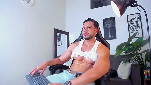 Živý XXX chat Justin_kingX7