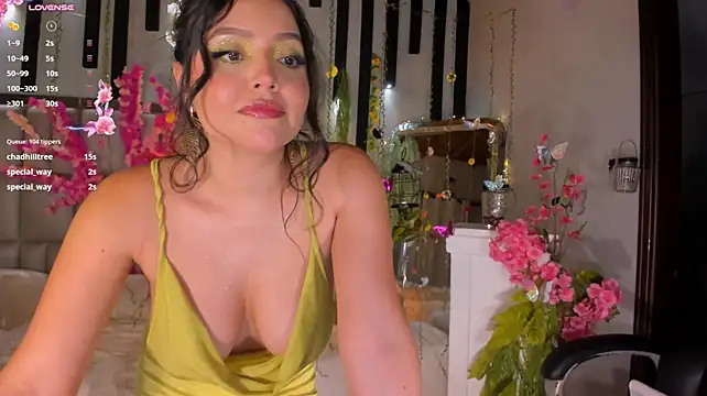 NinaMichelleのライブXXXチャット