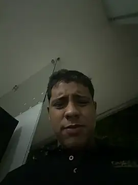 EliteBoysLive Adlı Modelin Canlı XXX Sohbeti
