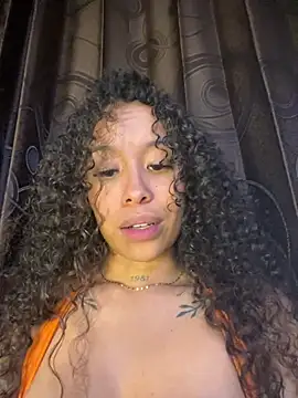 MarieLeonn Live XXX chat