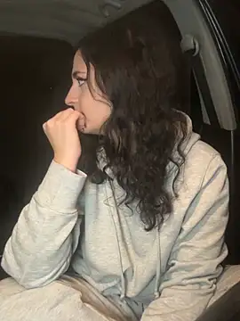 DelyraMko webcam show