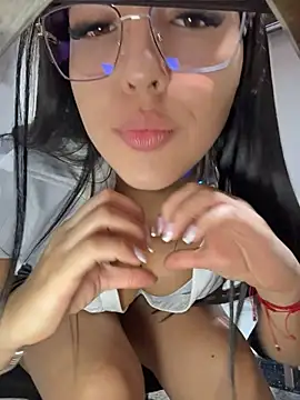 I_AM_SOPHIE_n Live XXX chat