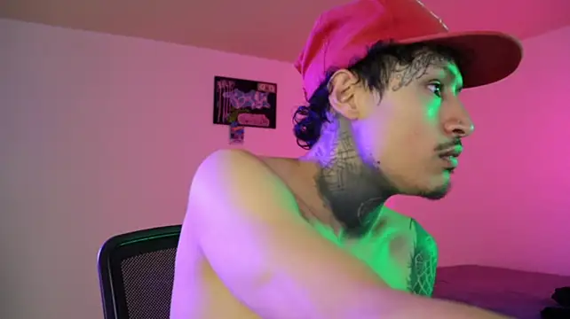 trieone – Live XXX-chat