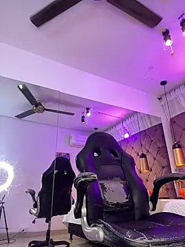 Auri__'s Live XXX Chat
