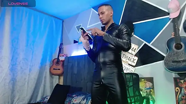 MagnusFrost – Live XXX-chat