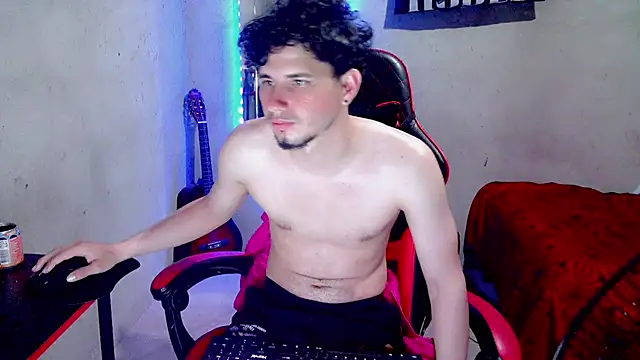 Atom_Hot live XXX chat