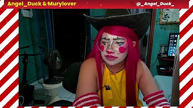 Chat XXX en directo de Angel_Duck