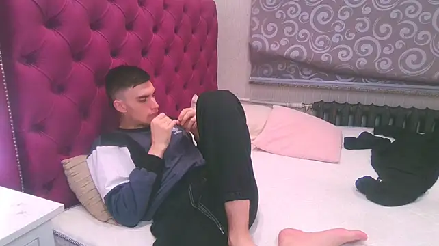DeanWilde – Naživo XXX chat