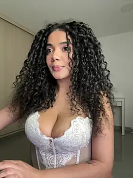 Chatroom XXX en direct de Curlyierr