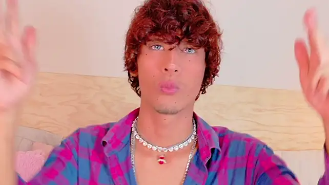Chatroom XXX en direct de derek_blake