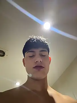 Chat XXX Live Lander_Cruz