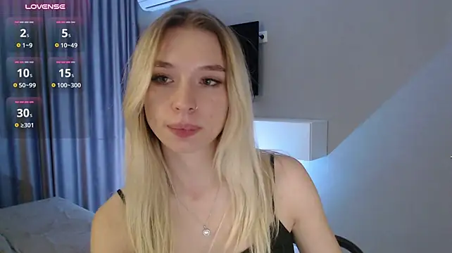 Emily_Hartt's Live XXX Chat